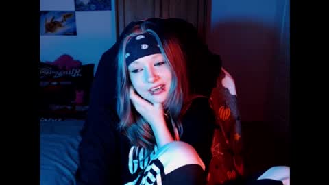 Magdalene Swaggy online show from March 2026 06:14:01 PM