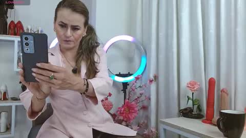Snapshot of maghenta chatting on September 2025 11:37:01 PM Maghenta-MS mature online show from September 2025 11:37:01 PM