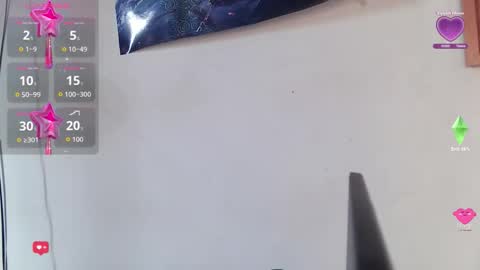 Luna  online show from October 2025 05:57:02 PM