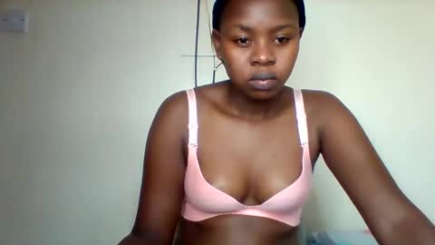 Snapshot of magic_bliss chatting on November 2025 11:27:02 PM Bliss online show from November 2025 11:27:02 PM