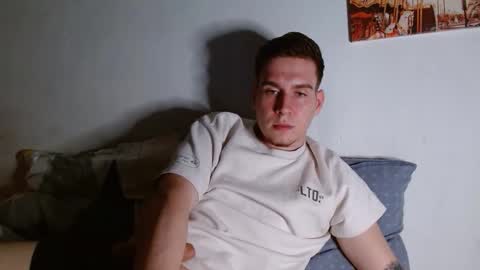 magic_fantasy77 online show from May 2026 09:42:02 PM