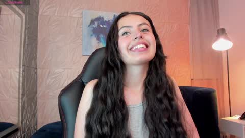Fer online show from December 2024 09:35:01 PM