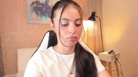 Fer online show from January 2025 09:00:01 PM