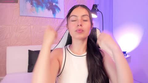 Fer online show from February 2025 08:49:01 PM