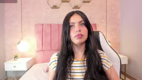 Fer online show from March 2025 08:38:02 PM