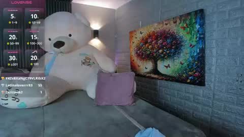 magic_ivone online show from June 2026 02:33:01 PM