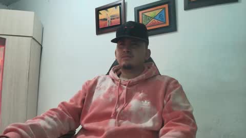 magic_milk23 online show from November 2025 07:38:02 AM