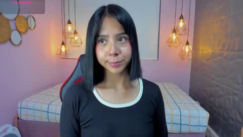 Oliviah online show from June 2026 10:08:01 PM