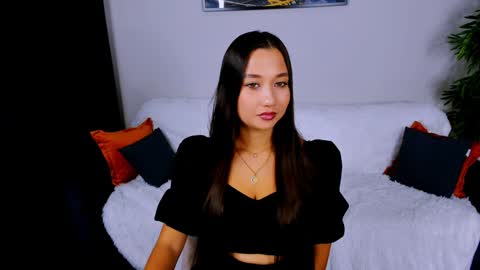 magic_phoenix online show from December 2024 08:03:02 PM