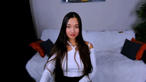 magic_phoenix online show from January 2025 04:38:01 PM