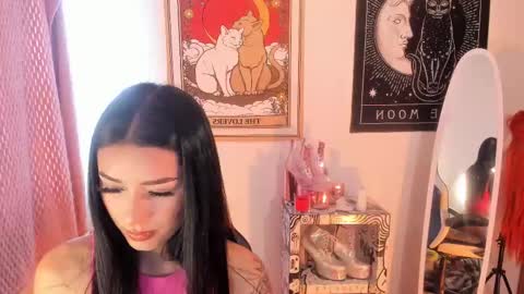 Snapshot of magic_scarlet chatting on October 2025 08:50:01 PM Scarlet online show from October 2025 08:50:01 PM