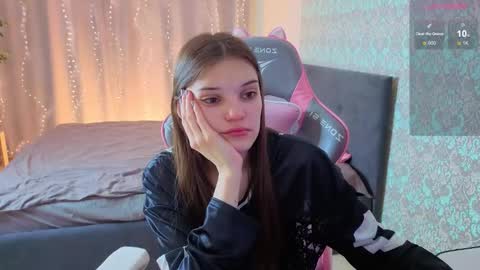 Snapshot of magic_shy chatting on March 2026 01:44:01 AM Merry online show from March 2026 01:44:01 AM