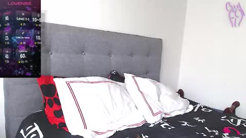 Snapshot of magic_stephany__ chatting on December 2025 01:27:02 PM magic_stephany__ online show from December 2025 01:27:02 PM