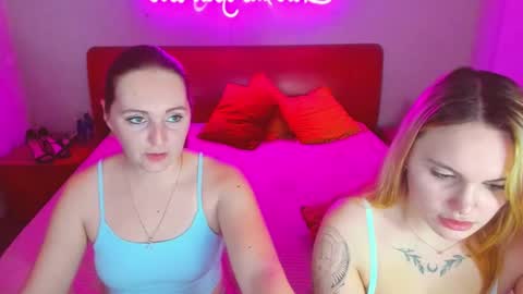 Lili and Bella online show from March 2025 10:24:02 AM