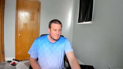 Snapshot of magicman176 chatting on May 2026 01:40:02 PM Magic176 online show from May 2026 01:40:02 PM