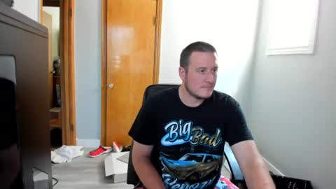 Snapshot of magicman176 chatting on July 2026 03:16:02 PM Magic176 online show from July 2026 03:16:02 PM
