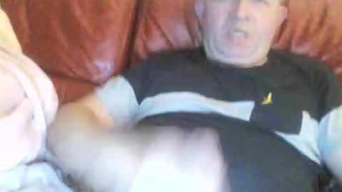 Snapshot of magicman250 chatting on November 2025 09:24:01 PM magicman250 online show from November 2025 09:24:01 PM