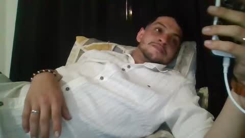 Snapshot of magico_9809 chatting on January 2025 03:18:02 AM BRAYAN online show from January 2025 03:18:02 AM