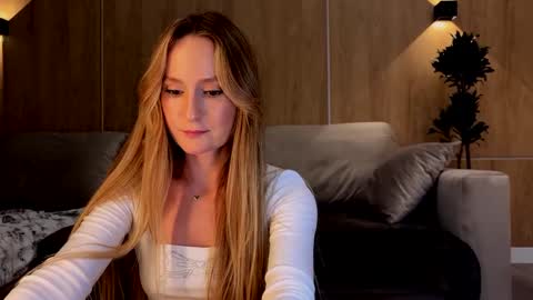 magicpeaach online show from February 2025 03:09:01 PM