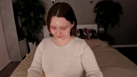 Snapshot of magicpeachhs chatting on September 2025 06:39:01 AM Emily online show from September 2025 06:39:01 AM