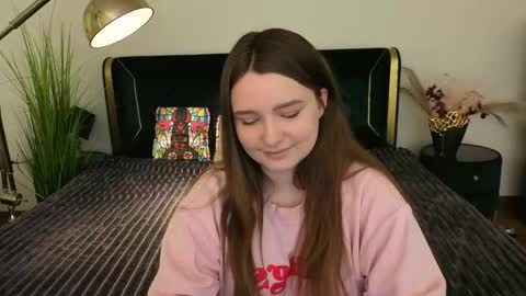 Emily online show from May 2026 05:47:02 AM