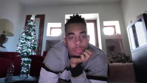 Magicsempai online show from December 2025 11:48:02 AM