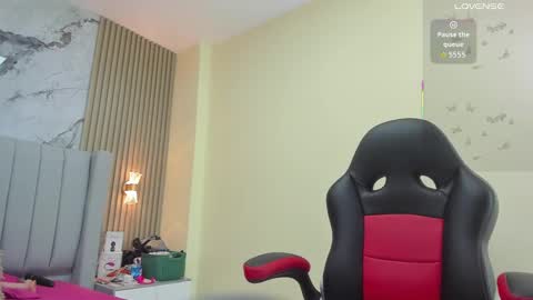 magievans1 online show from September 2025 02:58:02 AM