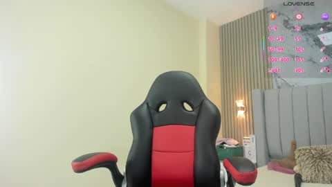 magievans1 online show from May 2026 07:08:01 PM