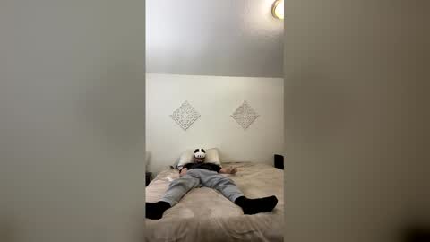 magikstick2 online show from April 2026 05:37:01 PM