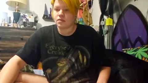 Magnolia BB online show from October 2025 02:48:02 PM