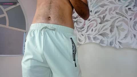 Snapshot of magnus_alejo chatting on September 2025 11:32:02 AM Magnus Alejo online show from September 2025 11:32:02 AM