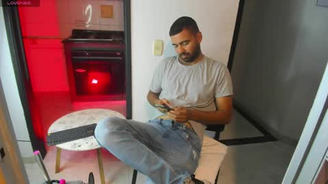 Snapshot of magnus_alejo chatting on May 2026 11:03:02 AM Magnus Alejo online show from May 2026 11:03:02 AM