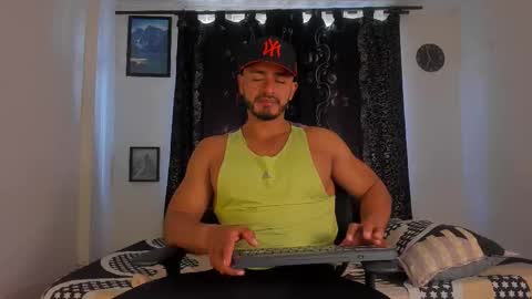 Magnusclark online show from December 2025 06:24:02 PM