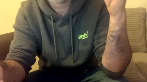Snapshot of magnusryder chatting on January 2025 10:54:01 AM Daddy Bear online show from January 2025 10:54:01 AM