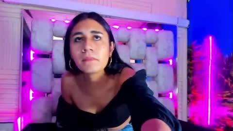 mahiara hot online show from May 2026 12:55:02 PM