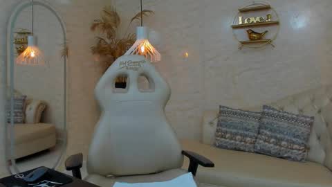 Mai Bigboobs online show from December 2025 11:37:01 AM