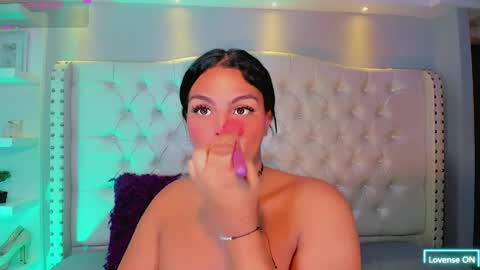 Snapshot of maia_hotts chatting on June 2026 07:48:01 PM CamiiGarcia online show from June 2026 07:48:01 PM