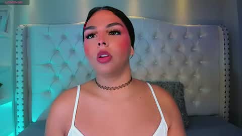 Snapshot of maia_hotts chatting on June 2026 09:19:02 PM CamiiGarcia online show from June 2026 09:19:02 PM