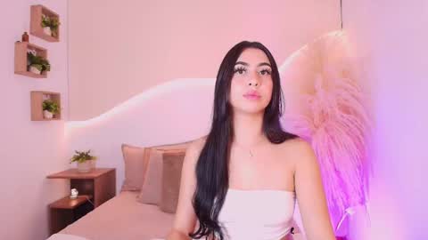 Snapshot of maia_lia_ chatting on September 2025 07:25:02 PM MAIA LIA online show from September 2025 07:25:02 PM