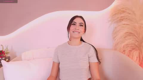 MAIA  LIA  online show from December 2025 09:31:02 PM