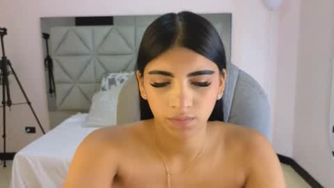 Snapshot of maiaa_ruiz chatting on February 2026 02:37:02 PM Maiaa Ruiz online show from February 2026 02:37:02 PM