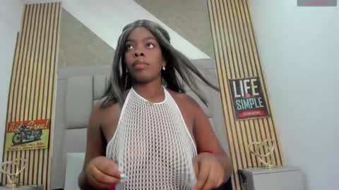 Snapshot of maiacharris chatting on December 2024 06:49:02 PM maiacharris online show from December 2024 06:49:02 PM