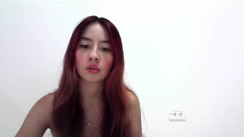 Snapshot of maiarosse_ chatting on January 2025 03:15:01 AM MaiaRosse online show from January 2025 03:15:01 AM