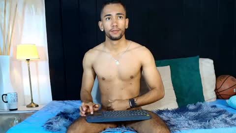maicolparker0 online show from July 2026 12:18:02 PM