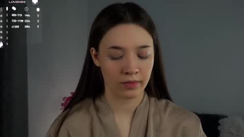 Lucy online show from February 2025 01:18:02 AM