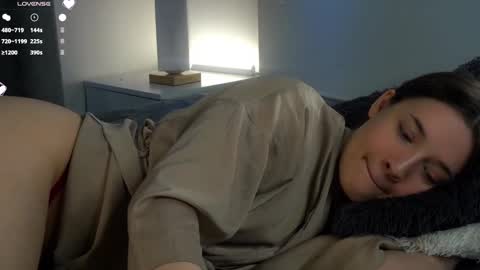 Lucy online show from February 2025 04:23:02 AM