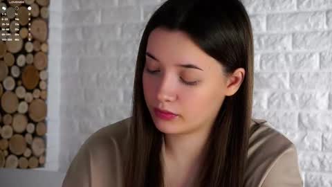 Lucy online show from October 2025 01:31:02 AM