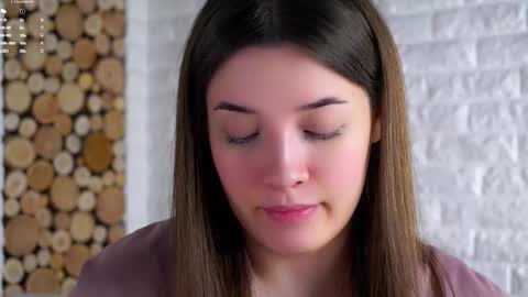 Lucy online show from January 2026 01:42:02 AM