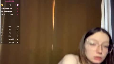 Snapshot of maidacompston chatting on October 2025 08:37:01 AM Elina online show from October 2025 08:37:01 AM