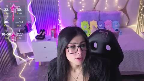 maiily_tay online show from January 2026 11:56:01 AM